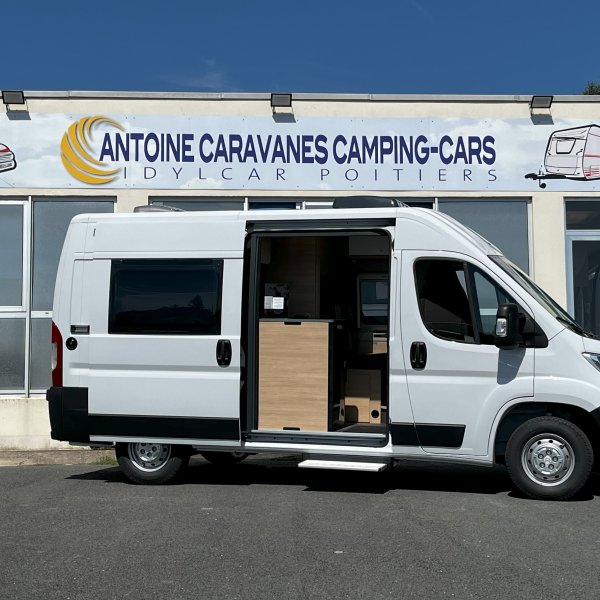 Antoine Caravanes et Camping Car Roadcar R540 Road Car